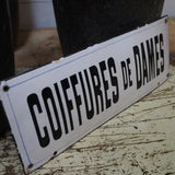 enseigne coiffures de dame emaillée