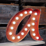 tres grande lettre a d'ancienne enseigne lumineuse façon fete foraine