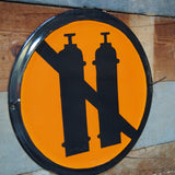 Ancienne plaque emaillée d'usine danger