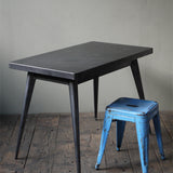 La célèbre table 55 Tolix patine graphite