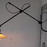 Rare Lampe applique O.C. White Industrielle opaline blanche