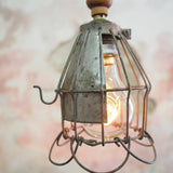 lustre de 3 baladeuse industrielle des USA equipant les caves de new York