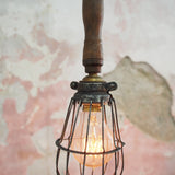 lustre de 3 baladeuse industrielle des USA equipant les caves de new York