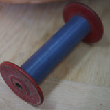 bobine filature rouge fil bleu stock vintage