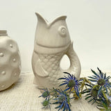 Vase pichet poisson gm sable L16,5 P11 H25,3cm