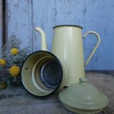 ancienne cafetiere emaillée jaune
