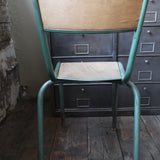 serie de 6 chaises d'ecole Mullca patine d'origine