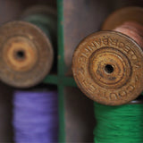 meuble metier en bois 45 casiers avec ancienne bobine