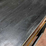 comptoir en bois  d'une quincaillerie patine grise d'origine