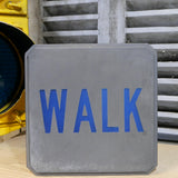 authentique plaque de feu en verre don't walk americain vintage USA /  walk