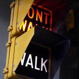 New York feu dont walk americain vintage USA jaune d'origine avec fixations murale