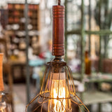 industrial portable lamp from the USA equipping the cellars of New York