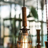 industrial portable lamp from the USA equipping the cellars of New York