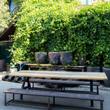 grande table industrielle plateau ancien chene massif pietement fonte