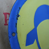 Plaque emaillee signalitique usine russe jaune chapeau