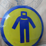 Plaque emaillee signalitique usine russe jaune scaphandre