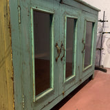 Enfilade ancienne vitrée patine verte, meuble de métier vintage, buffet campagne chic