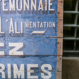 Sign of an old-fashioned, amateur premium shop