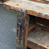 Établi ancien d’ébéniste en bois massif – établi d’atelier vintage – meuble de métier industriel