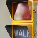 New York feu dont walk americain vintage USA jaune d'origine avec fixations murale