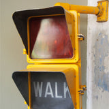 New York feu dont walk americain vintage USA jaune d'origine avec fixations murale