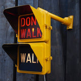 New York feu dont walk americain vintage USA jaune d'origine avec fixations murale