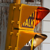 New York feu dont walk americain vintage USA jaune d'origine avec fixations murale