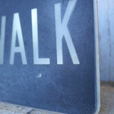 Plaque de feu don t walk americain vintage USA / walk blanc