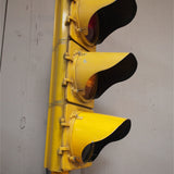 feu tricolore americain New York jaune dans son jus avec double fixation murale