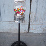 Distributeur à bonbon Ford Ball Gum 1950 Jaycees sur pied