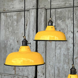 lampe abat jour emaillee industrielle  jaune