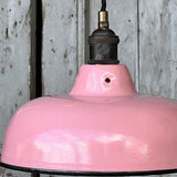 lampe abat jour emaillee industrielle rose