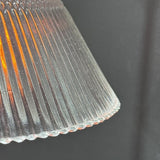 lampe applique col de cygne porcelaine abat jour ancien