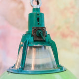 abat jour emaillee vert lampe holophane origine Union Sovietique