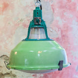 abat jour emaillee vert lampe holophane origine Union Sovietique