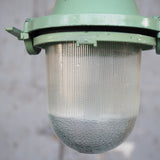 lampe baladeuse industrielle suspension en verre verte