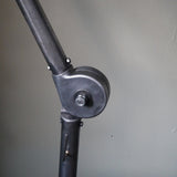toulemonde Lampe de soute industrielle de garage aeronautique 3 bras articulé