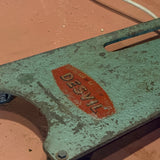 Lampe industrielle DESVIL - Lampadaire d'atelier articulé - Métal patiné vert d'origine