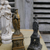 Lot de sujets religieux