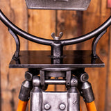 Ancien projecteur cinema Hollywood Bardwell Mcalister pieds bois