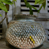 vase en ceramique decor aspect ecailles,  peau de serpent