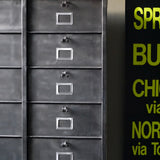 ancien grand meuble 30 casiers industriel a clapet strafor 1950