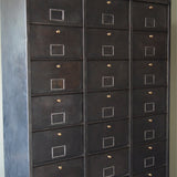 ancien grand meuble 30 casiers industriel a clapet 1950