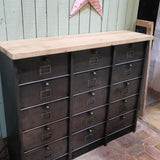 Meuble industriel à 15 clapets strafor 1950