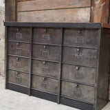 ancien grand meuble 12 casiers industriel strafor plateau chene massif