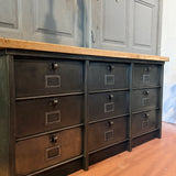 Meuble industriel à clapets - Buffet métal et plateau chêne massif