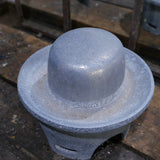 ancien moule industriel a chapeau en fonte d'alu