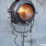 projecteur cinema MCALISTER des studios Hollywood Californie  pied roulettes