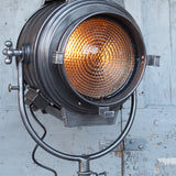 projecteur cinema MCALISTER des studios Hollywood Californie  pied roulettes
