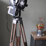 projecteur cinema cremer pied bois deco industrielle